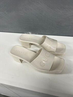 Gucci Cream Block Heel Sandals w/Embossed Logo